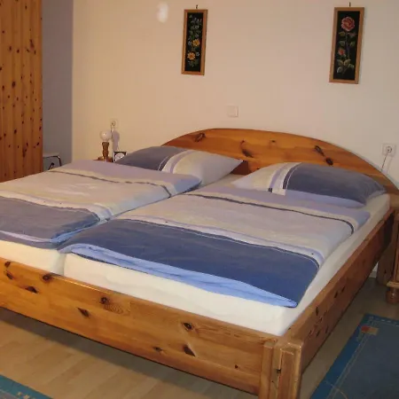 Apartamento Haus Hofer Hedwig Und Andreas Pfarrwerfen